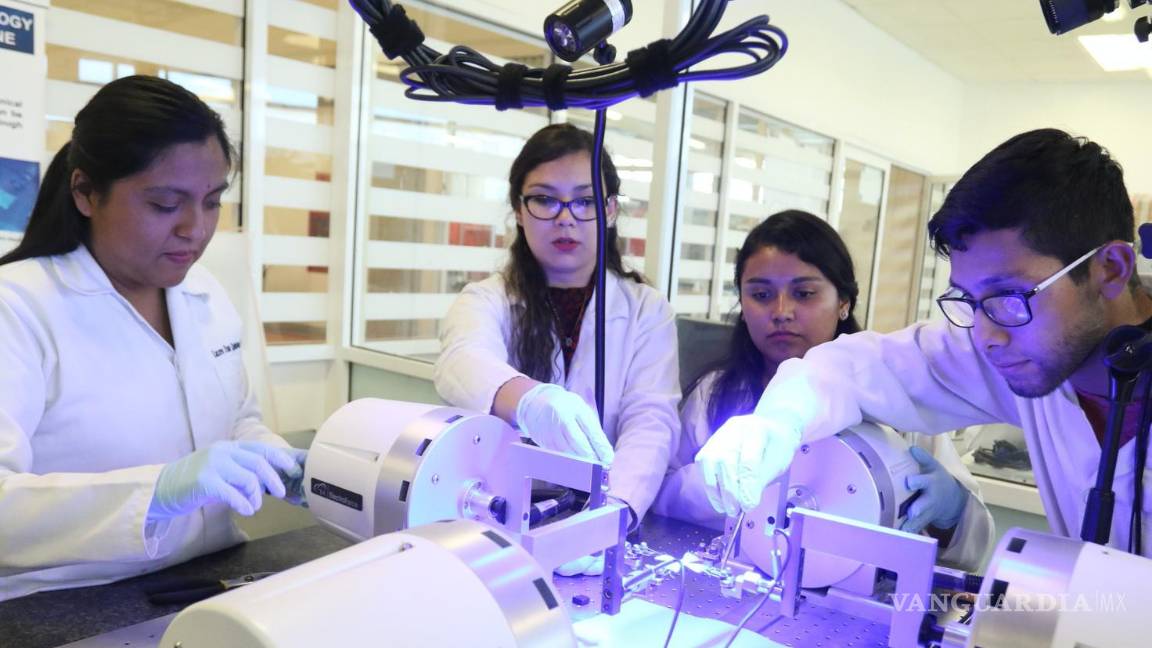 $!Un factor clave para revertir esta tendencia es elevar la inversión en innovación y desarrollo, que en México fue de apenas 0.27 por ciento del PIB en 2023.