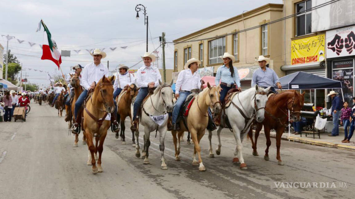 Reaparecen a caballo excandidatos a la gubernatura de Coahuila