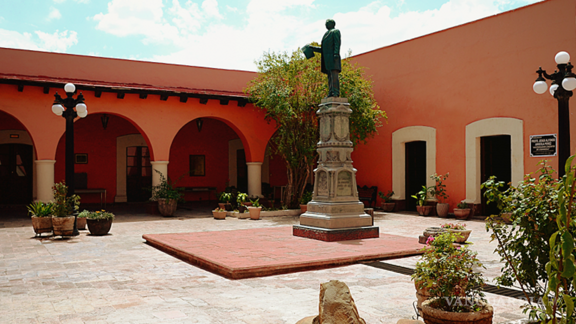 $!a ausencia de una instancia estatal especializada en monumentos ha dejado la preservación del Recinto de Juárez en el abandono.
