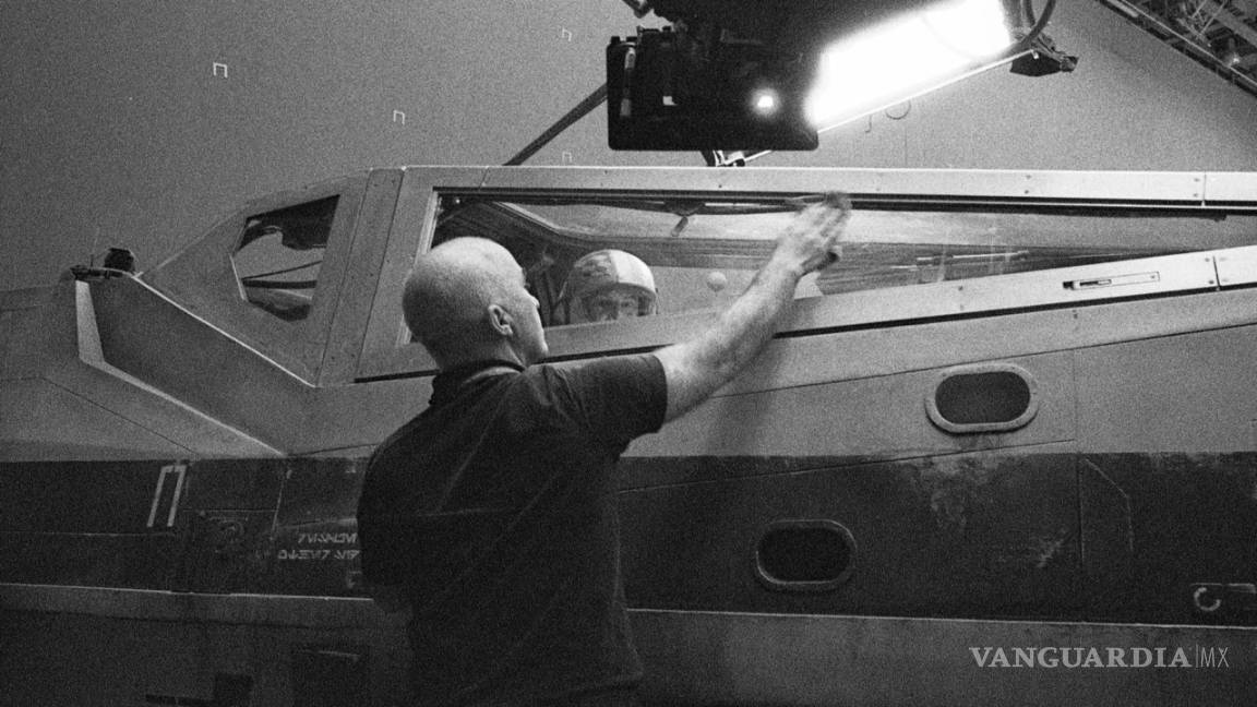 $!Director de ‘Star Wars: Episode VIII’ comparte imágenes del set