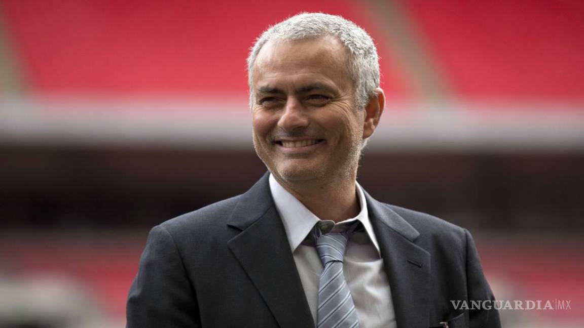 PSG negocia el fichaje de Mourinho, según Sky Sports