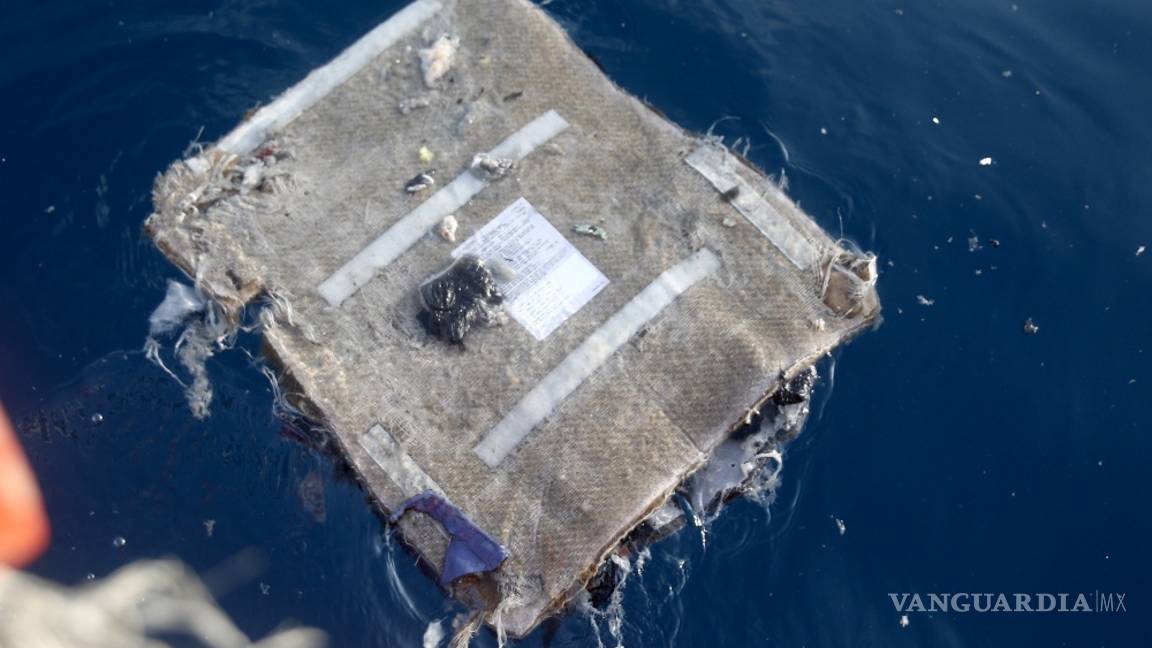 $!Encuentran cadáveres entre los restos del avión de Lion Air estrellado en Indonesia