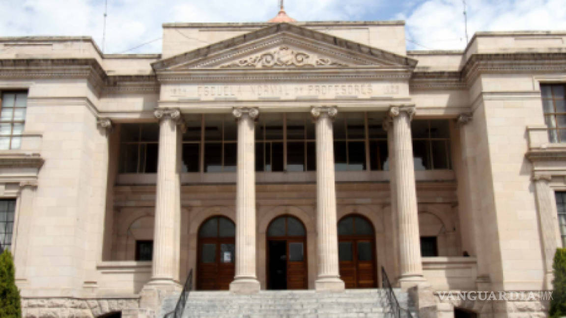 Aplican examen de admisión diez escuelas Normales de Coahuila