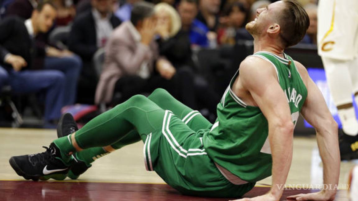 Gordon Hayward sufre una terrible lesión en su debut con Celtics