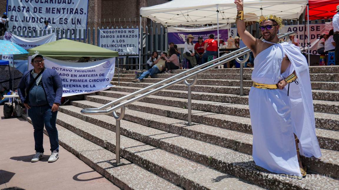 $!Las manifestaciones más amplias se han dado en la CDMX, en donde los juzgadores han protestado cerca de la Cámara de Diputados.