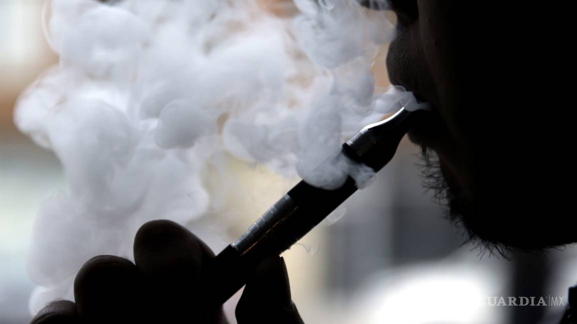 Investigan 21 casos de enfermedad pulmonar por consumo de cigarros electrónicos