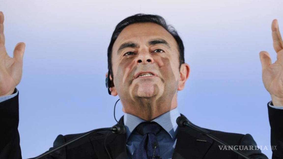 Acusan a Nissan y a su ex CEO, Carlos Ghosn de esconder 140 millones de dólares
