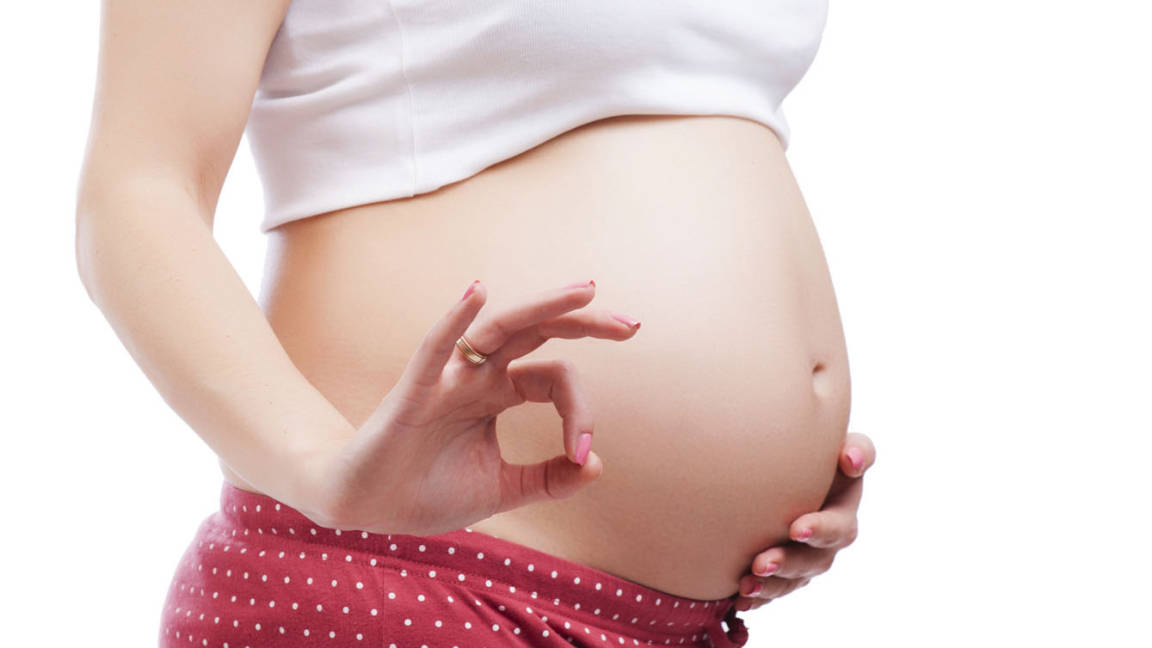 4 maneras de aliviar los calambres durante el embarazo