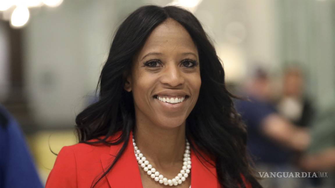 $!Mia Love concurrió en 2012 por primera vez para un asiento en la Cámara de Representantes ganándolo en las elecciones de medio mandato de 2014.