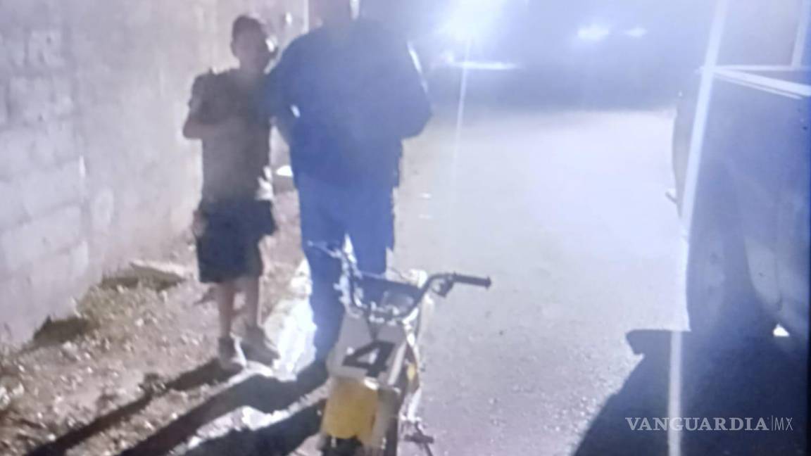 Detienen a menor de 12 años tras robar moto en el centro de Parras; quería pasear