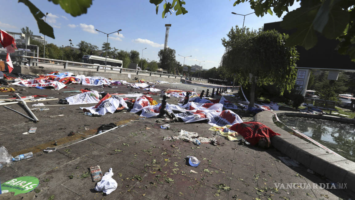 Atentado en Turquía deja al menos 20 muertos