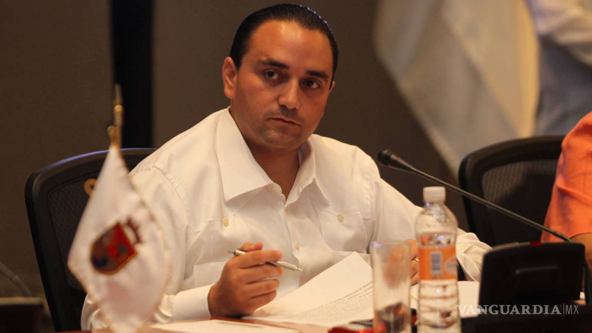 Derrochó exgobernador de Quintana Roo 51.2 millones de dólares en vuelos privados