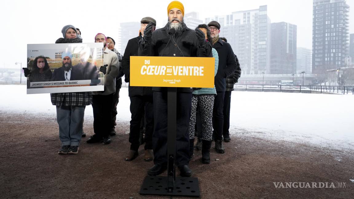 $!El líder del NDP de Canadá, Jagmeet Singh, asiste a un evento de campaña con sus simpatizantes para las elecciones federales en Montreal.