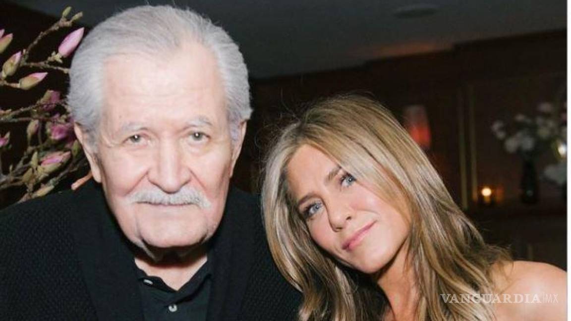 Muere padre de Jennifer Aniston a los 89 años