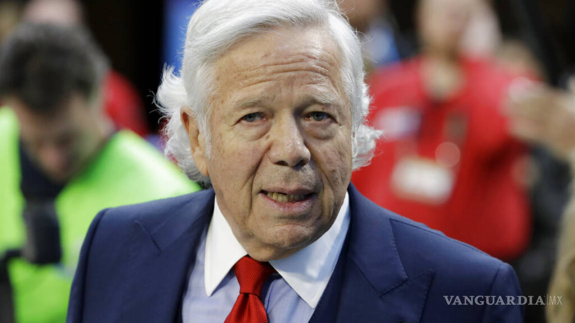 $!Fiscal ofrece a Kraft acuerdo para retirar cargos de solicitar prostitución