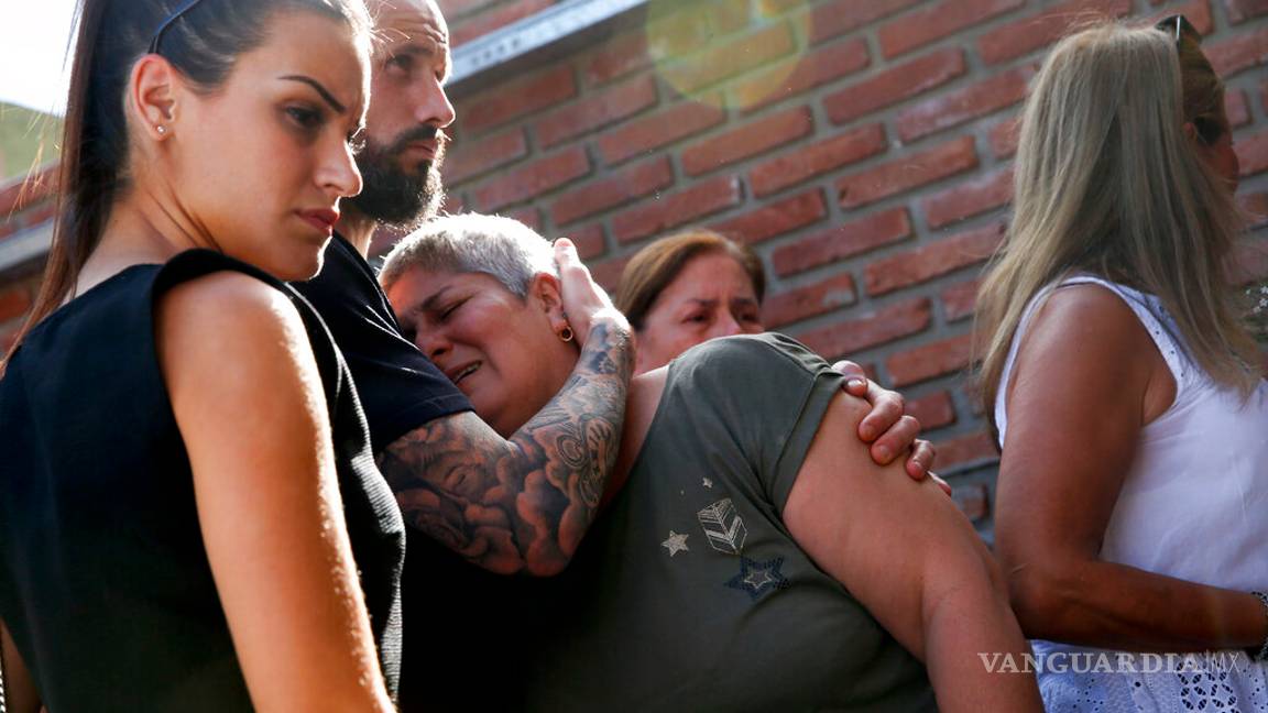 $!El pueblo de Sala da un ejemplo de unión