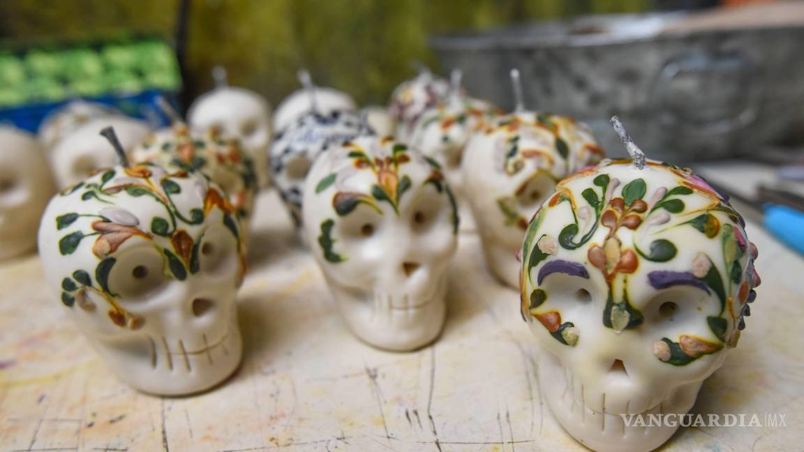 $!Día de Muertos: ¿Qué elementos debe de llevar un altar de muertos y qué significan?