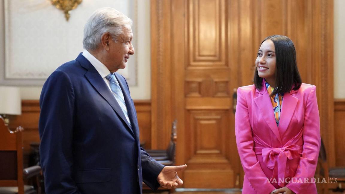 $!El presidente Andrés Manuel López Obrador sostuvo una reunión con la astronauta Katya Echazarreta en Palacio Nacional.