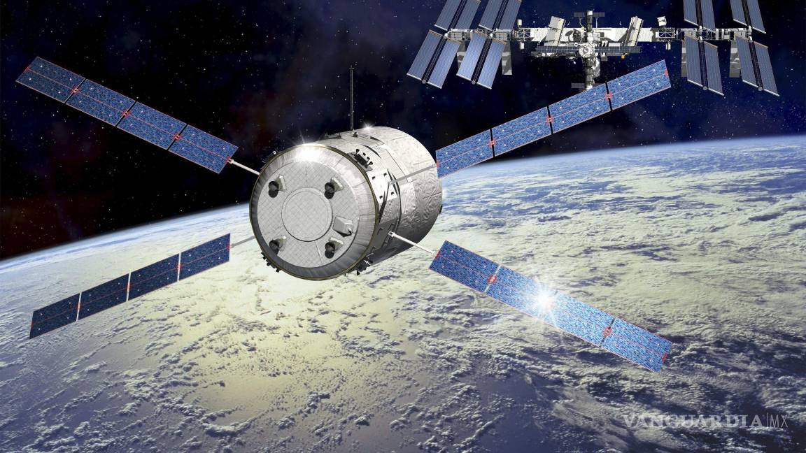 $!Una representación del carguero Georges Lemaître, vehículo automatizado de transferencia (ATV) de la Agencia Espacial Europea , integrado en la EEI.