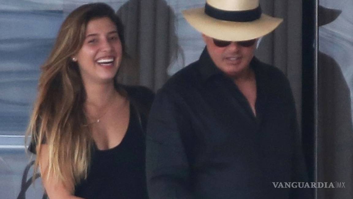 $!Serie de Luis Miguel muestra a Stephanie Salas como 'ofrecida' y borracha