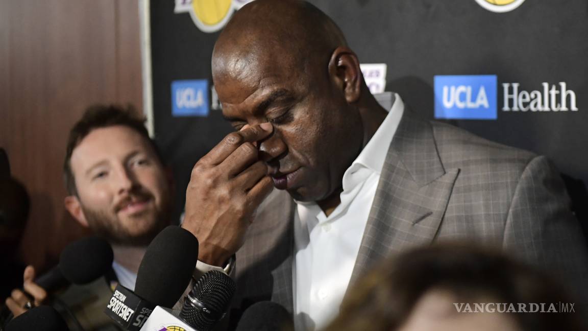 $!El fin de una era: el 'Magic' Johnson deja a los Lakers de Los Ángeles