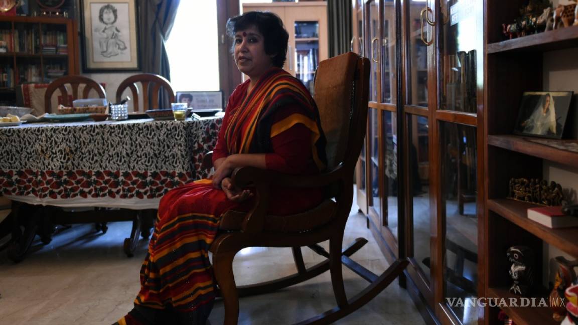 Desde su exilio, la escritora Taslima Nasrin está preocupada por Bangladés