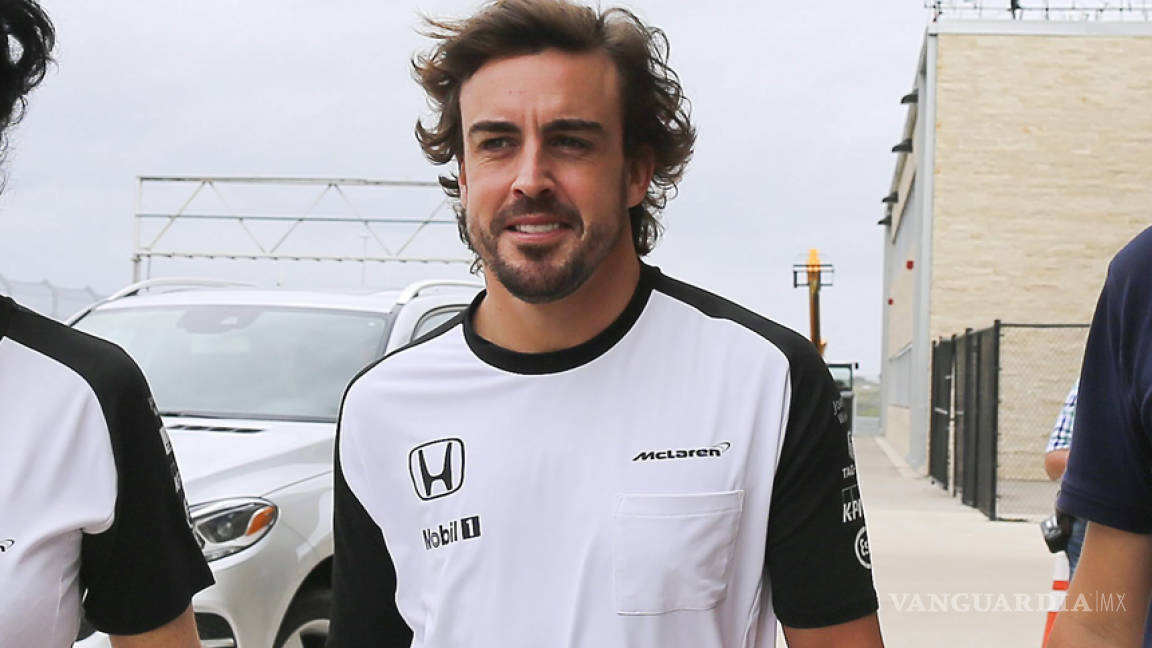 Fernando Alonso se vuelve tu chofer de Uber en México