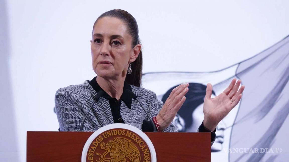 Atiende Sheinbaum petición de padres de los 43 y analiza cambio de fiscal del caso Ayotzinapa