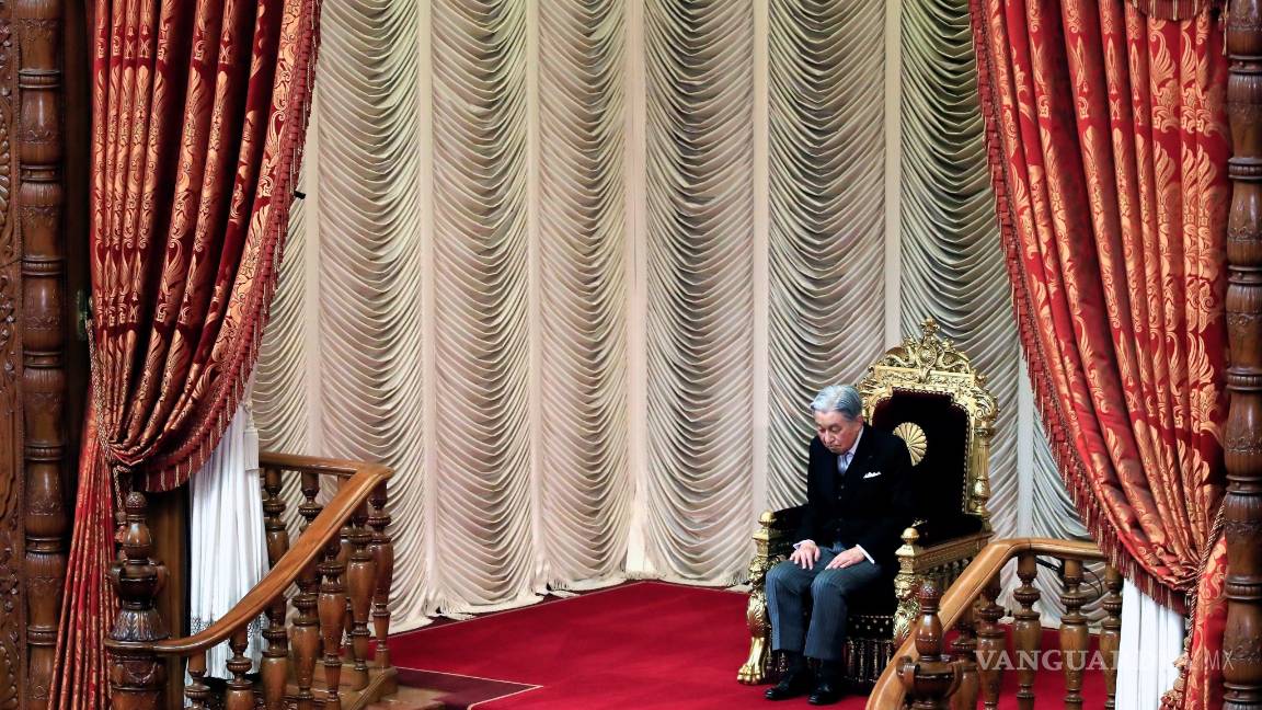 $!Akihito, cede el trono japonés por primera vez en 200 años