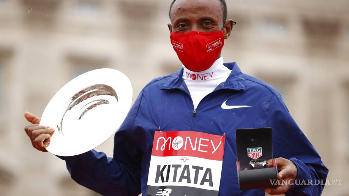Shura Kitata y Brigid Kosgei se llevan el Maratón de Londres