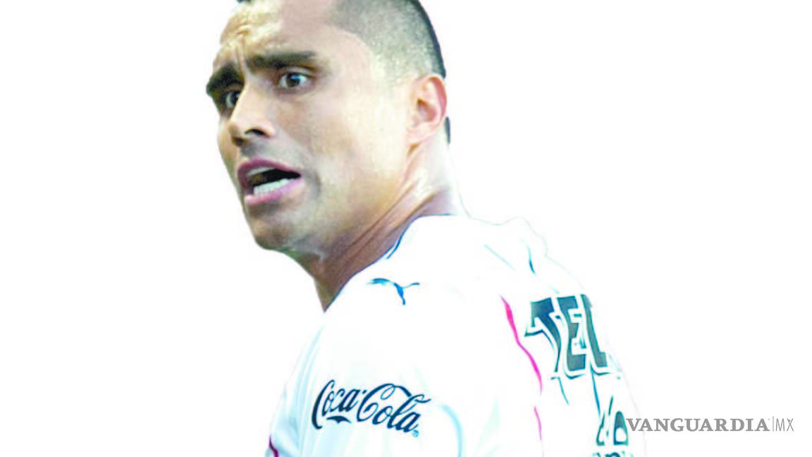 ‘Aris’ Hernández aún está dolido por la manera que lo sacaron de Chivas