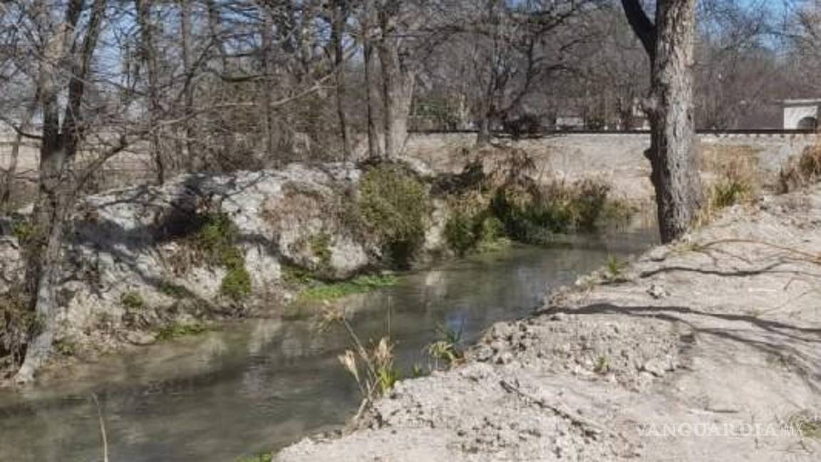 Hallan cadáver de joven en acequia de Nava; investigan si se trata de un accidente o crimen