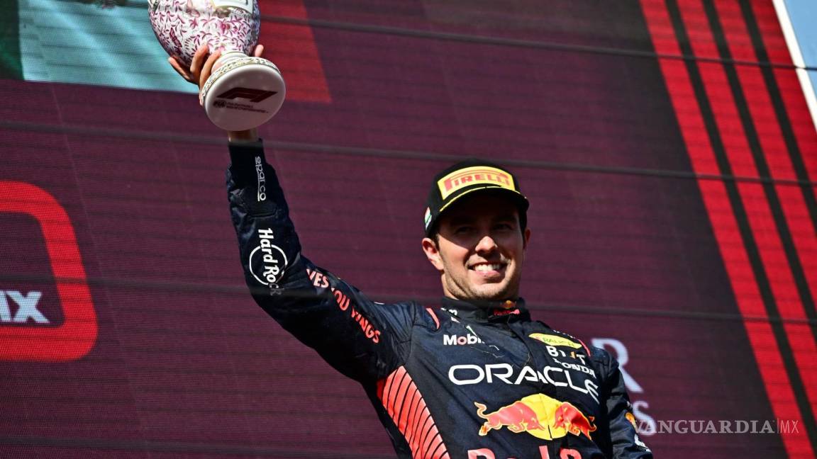 No en el podio, pero Checo Pérez vuelve al Top 10 del Power Ranking de la F1