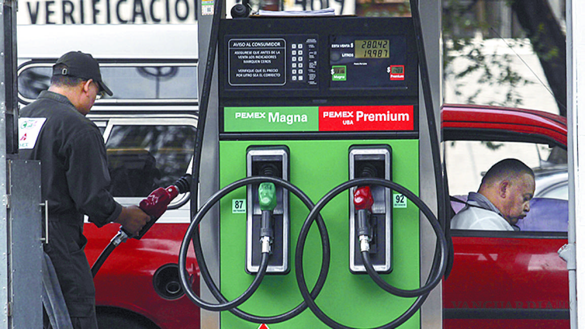 Demanda Coparmex checar precios de las gasolinas