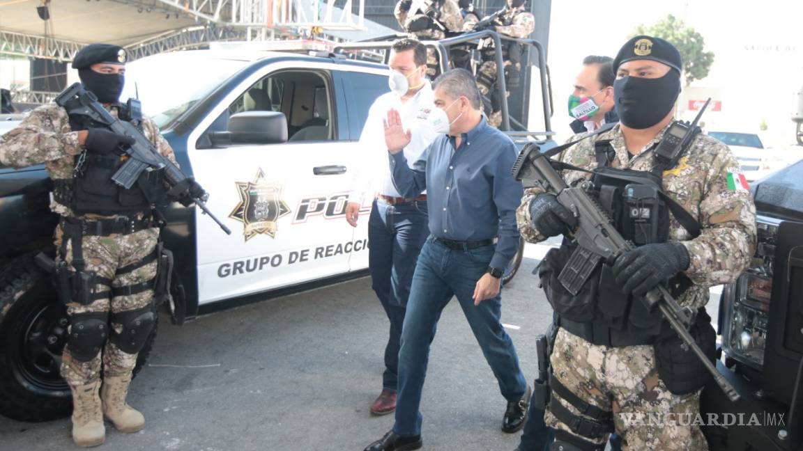 Presenta Miguel Riquelme policía montada y antimotines