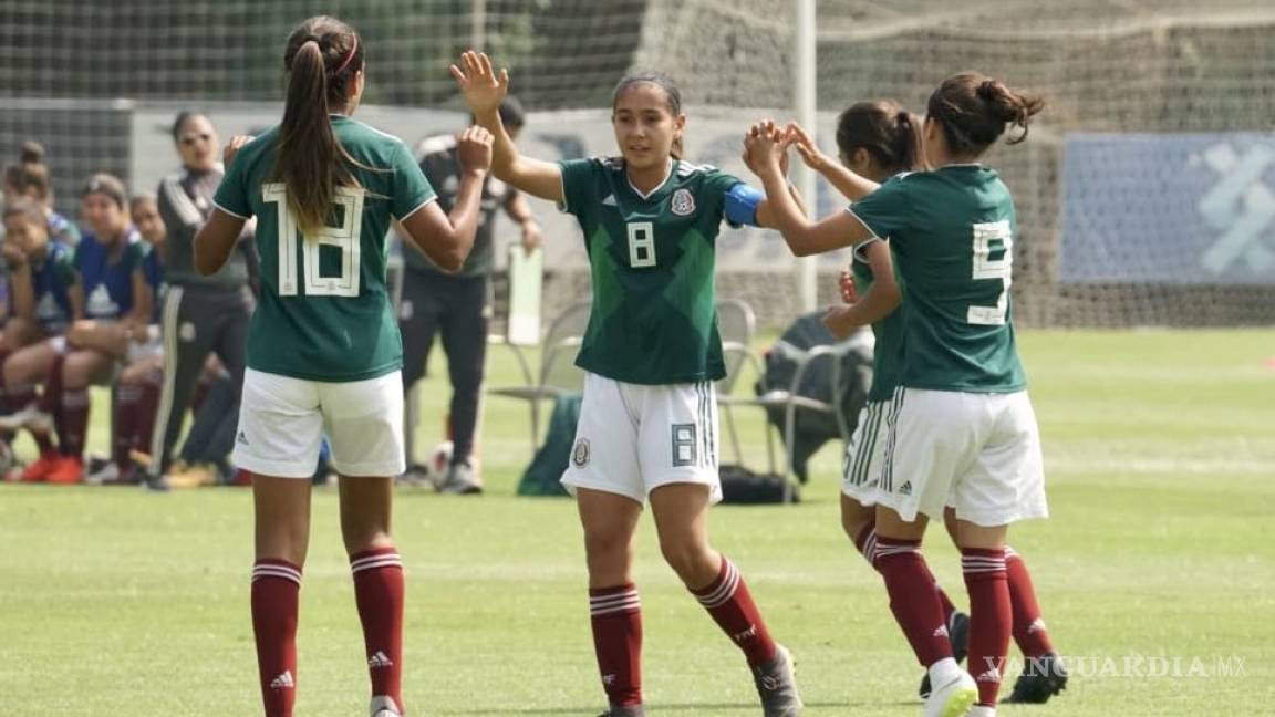 Debuta entrenadora mexicana con la Selección Femenil empatando ante León