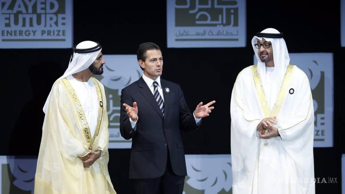 Visita contingente de Peña Nieto a ciudad ecológica en Abu Dhabi