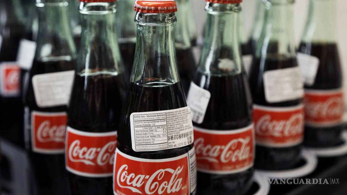Registra Coca-Cola una fuerte caída de beneficios en el tercer trimestre