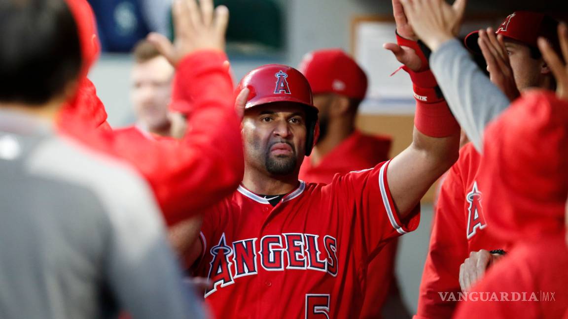 $!Albert Pujols pasa a la historia, conecta el hit 3 mil en su carrera