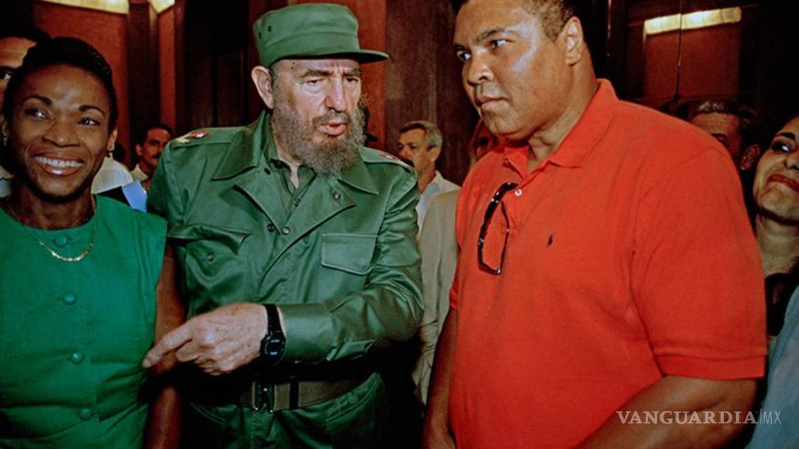 $!Fotogalería de Fidel Castro con intelectuales y famosos