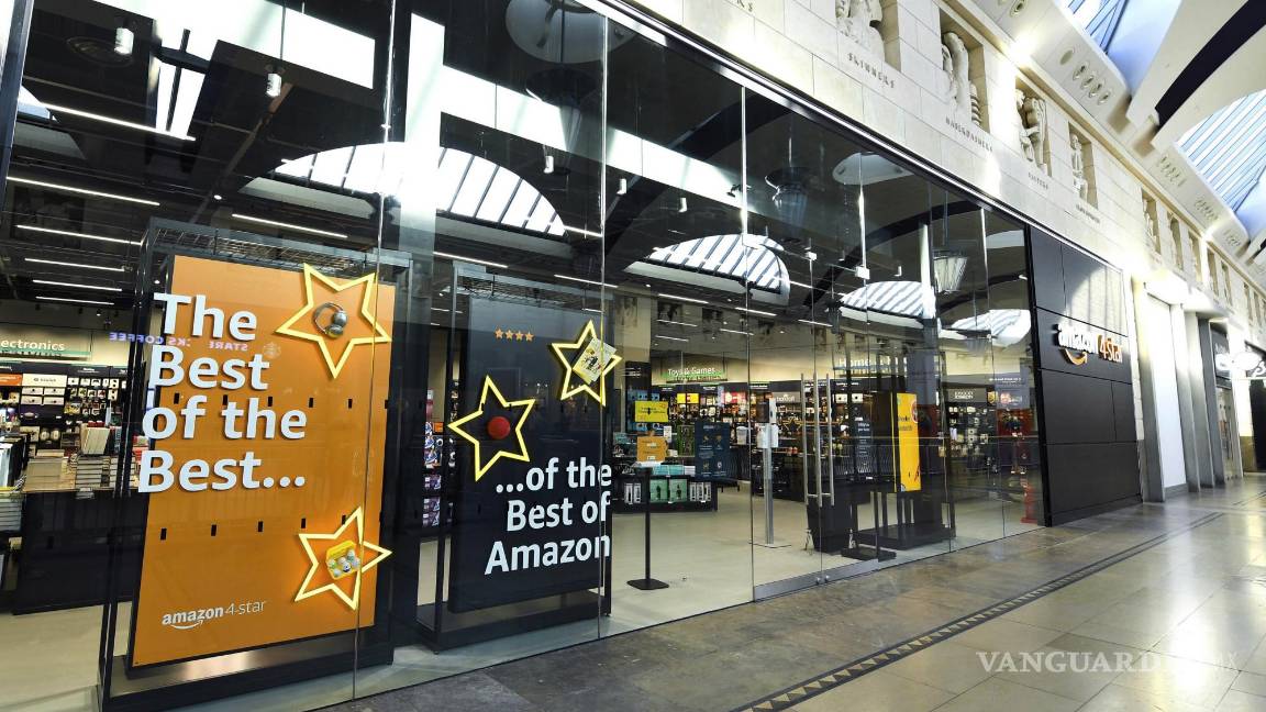 $!Vista general de la nueva tienda 4-star de Amazon en el centro comercial Bluewater, en Inglaterra. AP/Doug Peters/PA