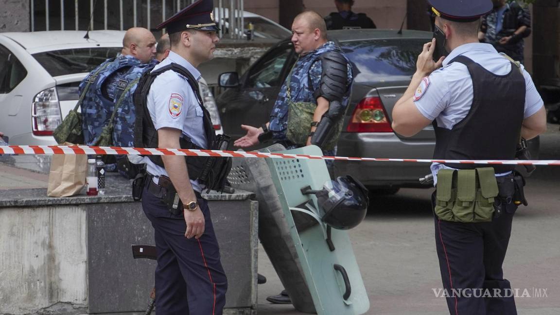 $!Las autoridades informaron que los presuntos terroristas fueron abatidos.