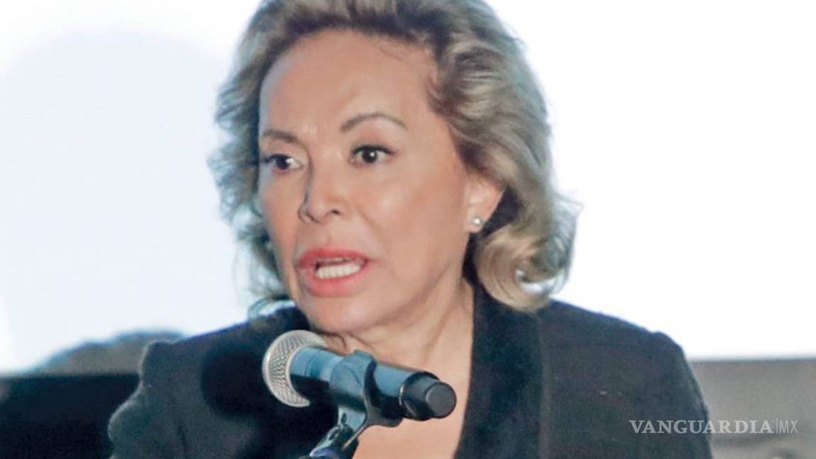 $!Pide AMLO que no haya imposición en regreso de Elba Esther