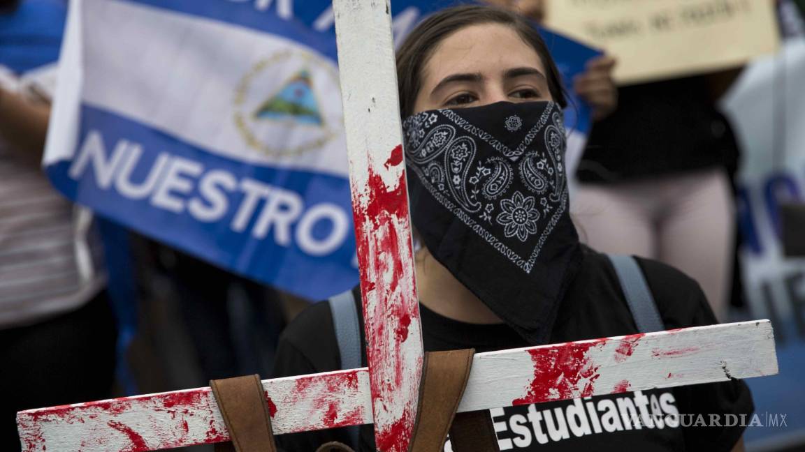 $!Miles de jóvenes marchan en Nicaragua, piden "que se vaya Ortega"