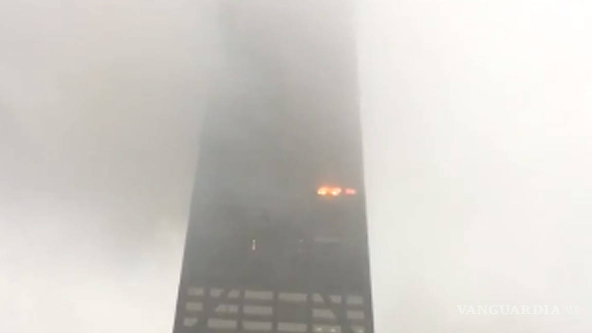 Incendio en rascacielos de Chicago deja un herido