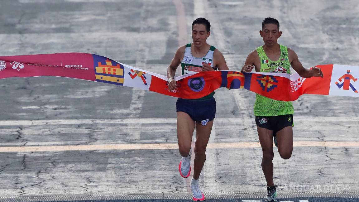 Conquistan mexicanos, Darío Castro y Eloy Sánchez, Maratón de la CDMX 2021