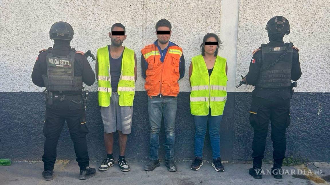 Arrestan a tres en posesión de equipo táctico y ponchallantas en carretera de Nuevo León