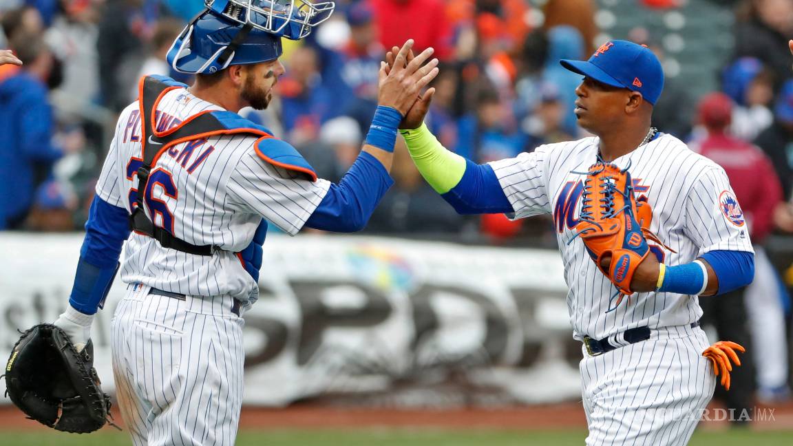 $!El 'Titán' debuta en plan grande