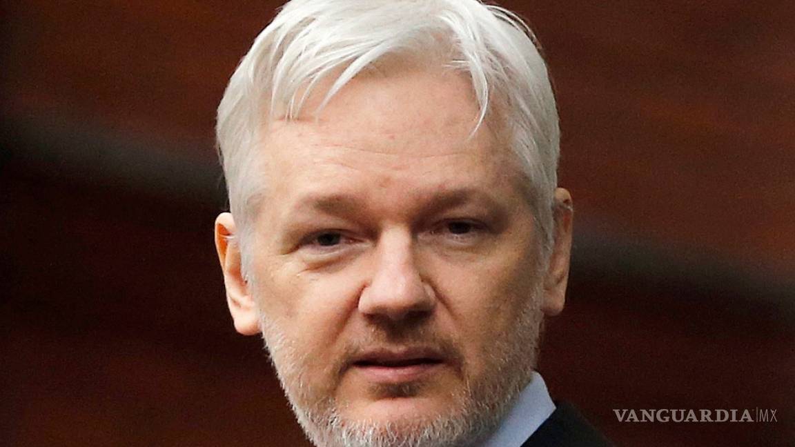 Niega Assange que Wikileaks reciba datos del Gobierno ruso