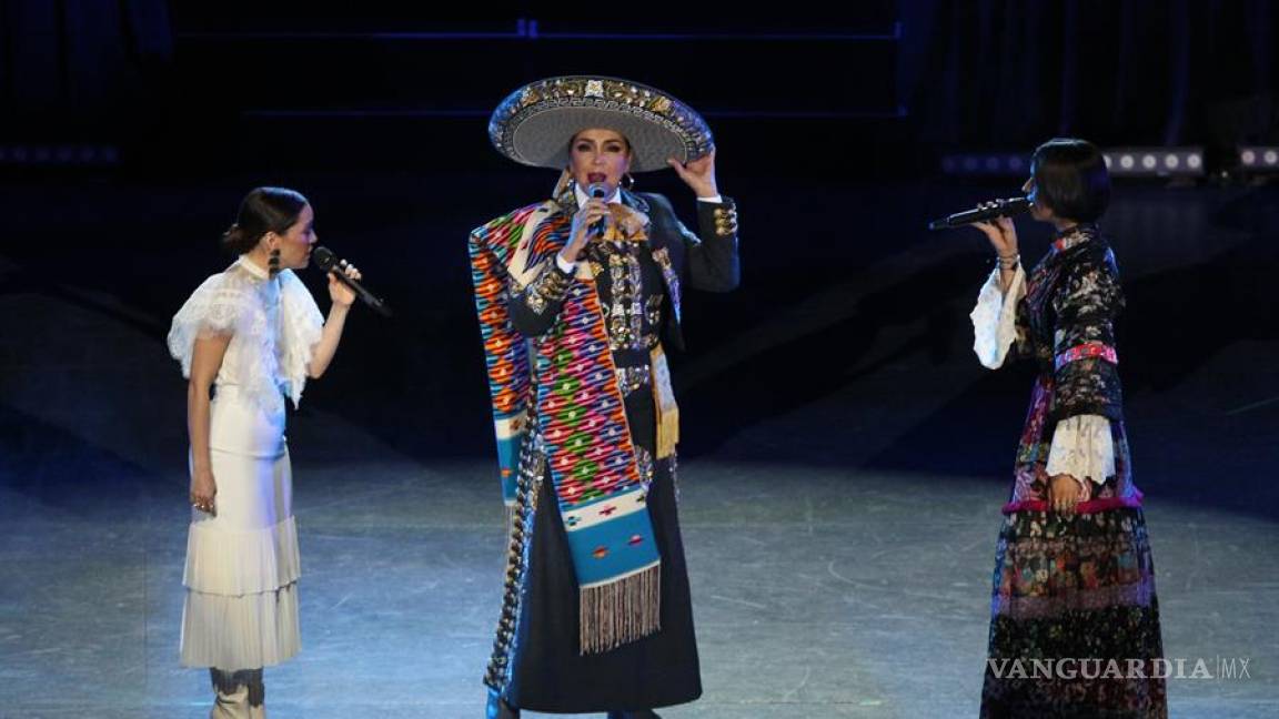 Natalia Lafourcade celebra la música mexicana en &quot;Un canto por México”